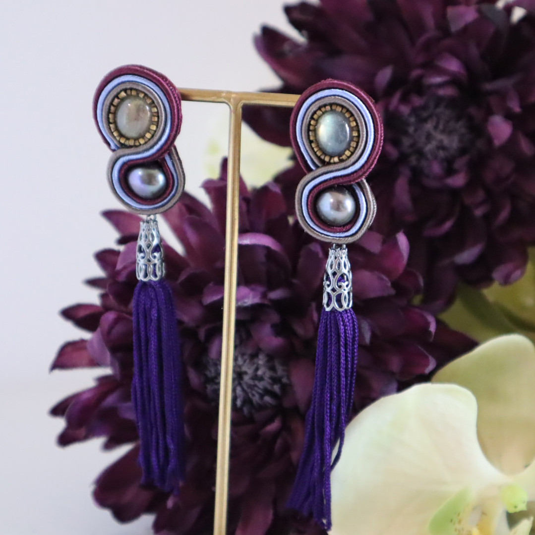 ソウタシエ　タッセルピアス　ラブラドライト　淡水ブラックパール　紫　チタンポスト　アレルギー対応　１点物