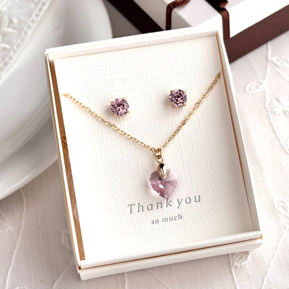 スワロフスキー ハートのクリスタルのネックレス＆ピアスのセット