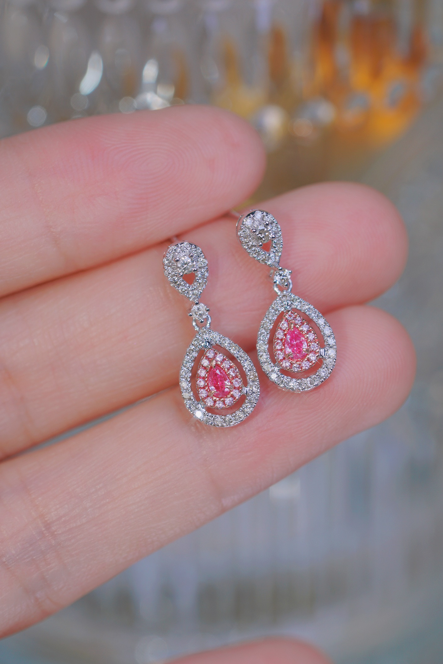 ピンクダイヤモンド付きピアスk18