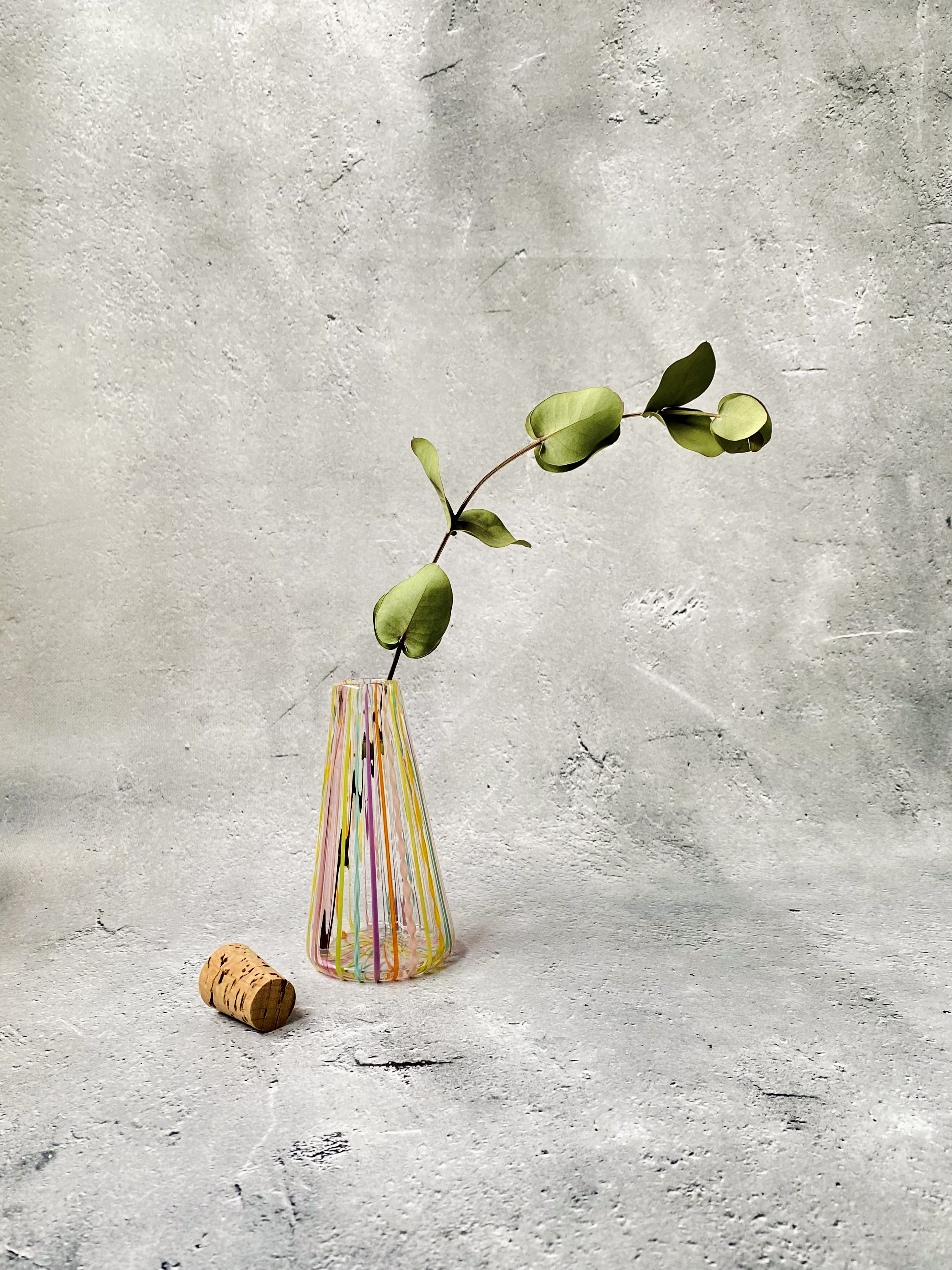 レースのフラワーベース　22 花器　花瓶　一輪挿し