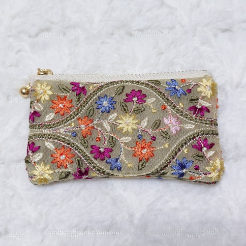 インド刺繍リボンポーチ＊10cm ポーチ Minmi 通販 18903476｜Creema