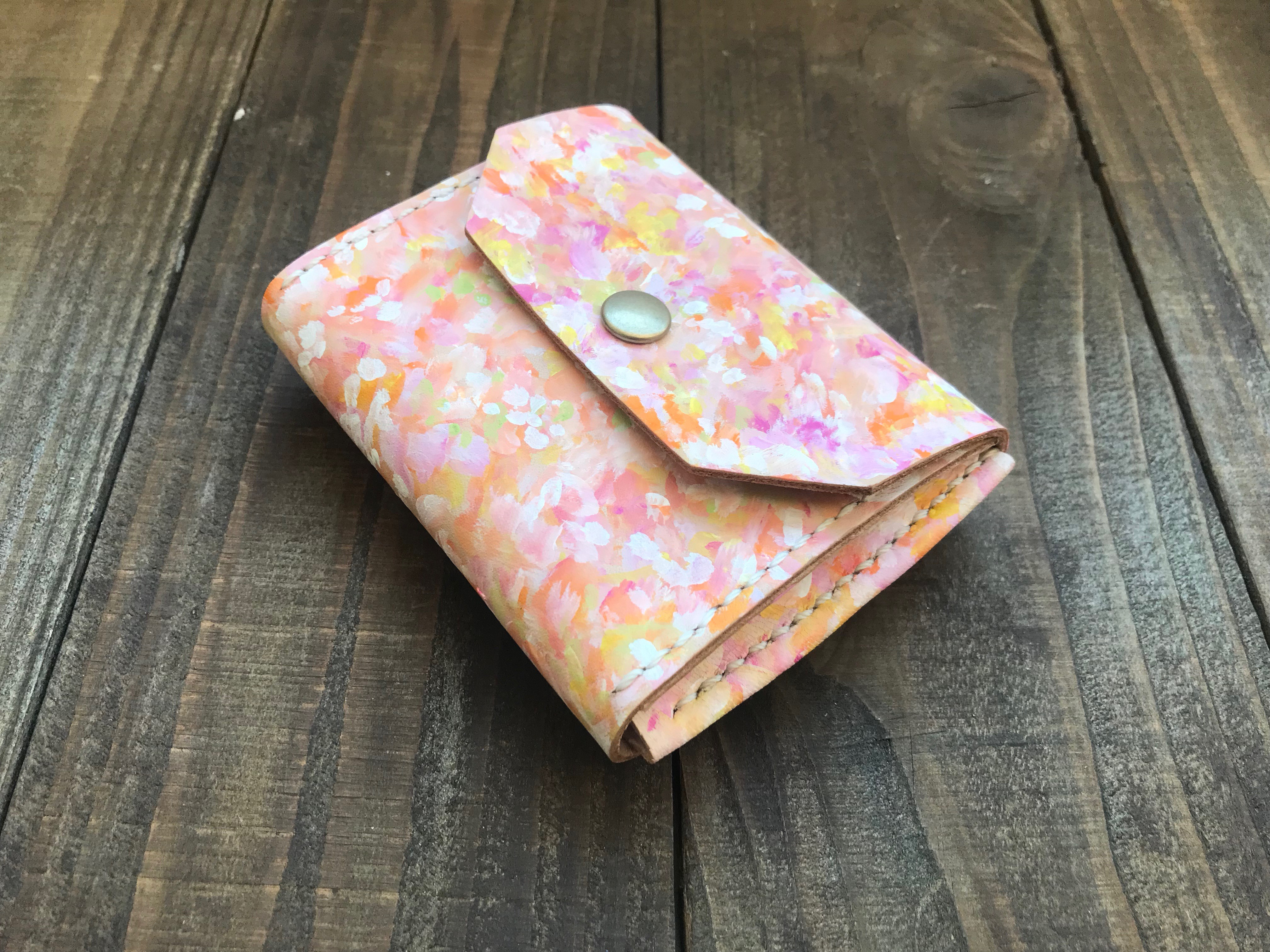 ヌメ革＊お札を折らないコンパクト財布 / さくら