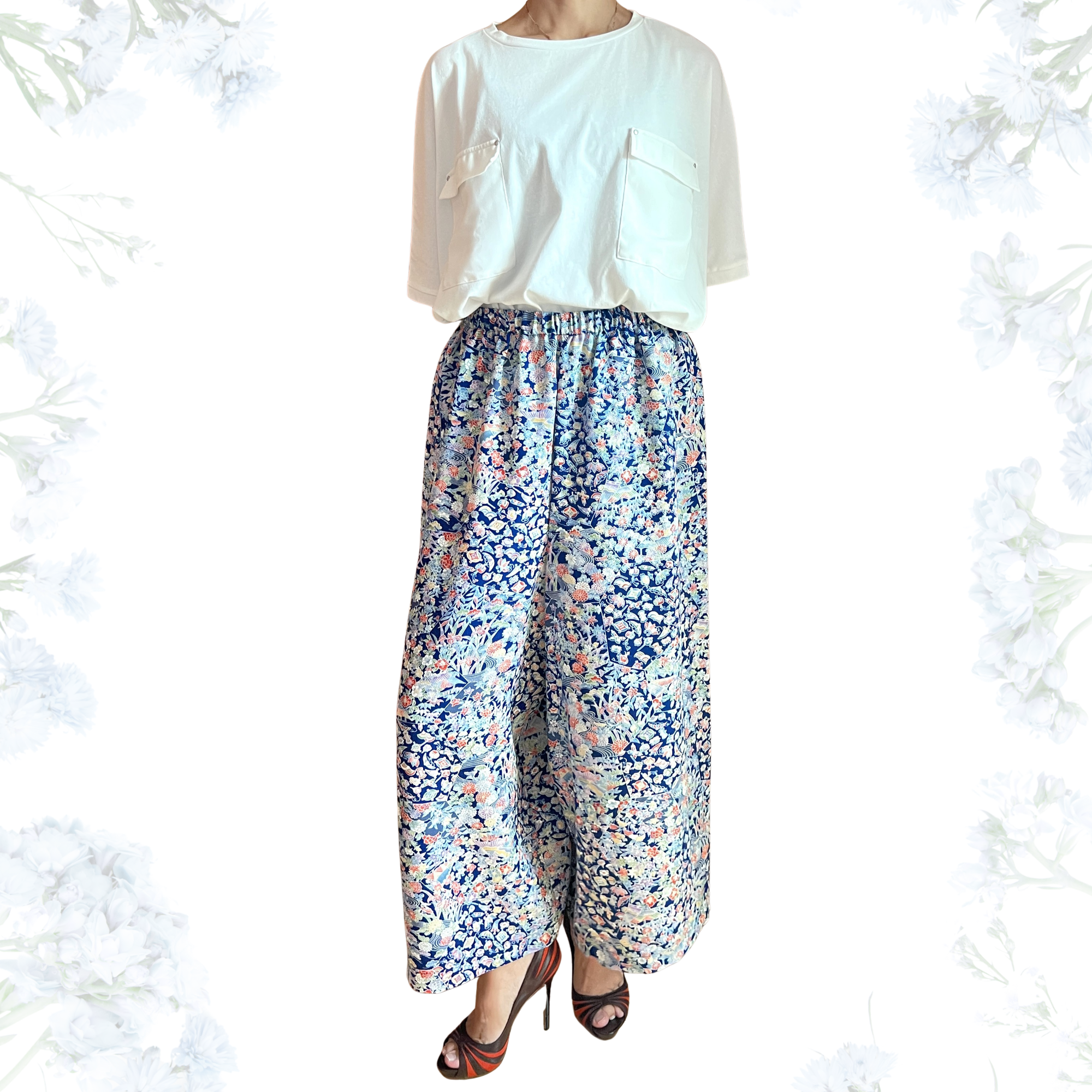 着物リメイク＊上品なワイドパンツ｜シルク（正絹）＊青色小紋｜ロング丈｜一点物｜M～Lサイズ｜肌に優しい｜