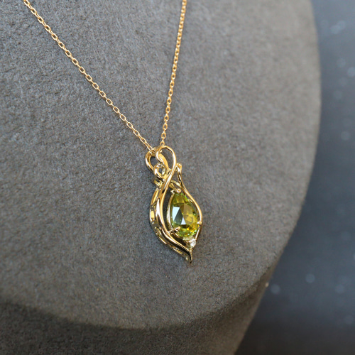 スフェーン ペアシェイプカット ペンダントトップ k18イエロー