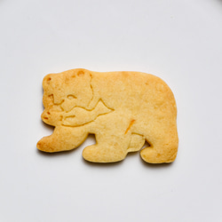鮭をくわえたクマ（クッキーカッター・クッキー型） 1枚目の画像