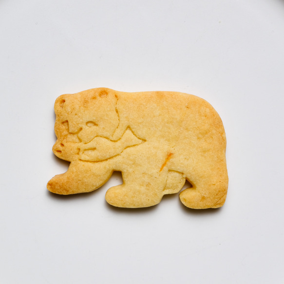 鮭をくわえたクマ（クッキーカッター・クッキー型） 1枚目の画像