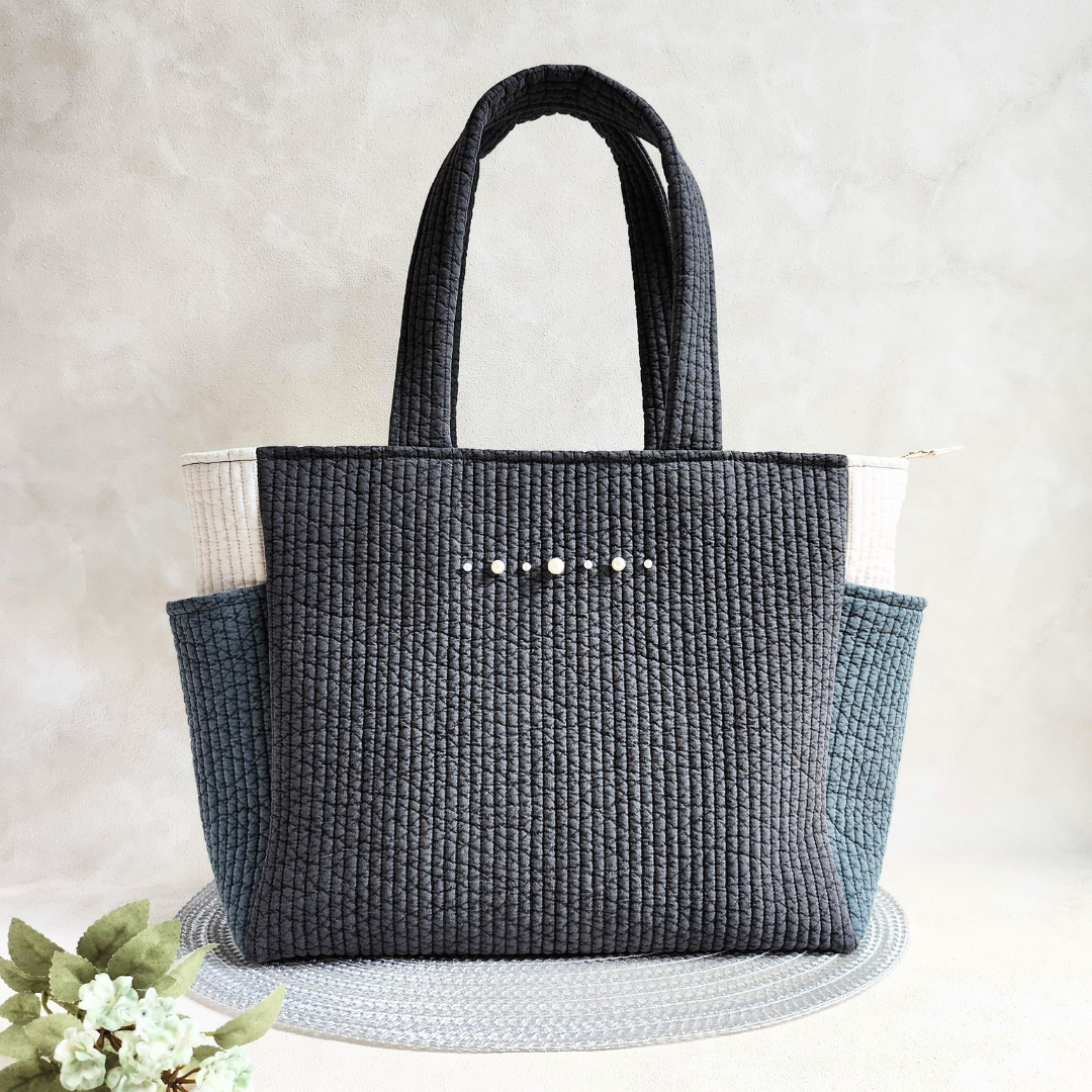 持つだけでおしゃれ見え トリコロールカラー  A4 ヌビバッグ ♡ 丸洗い トート 底板付き マチあり 韓国