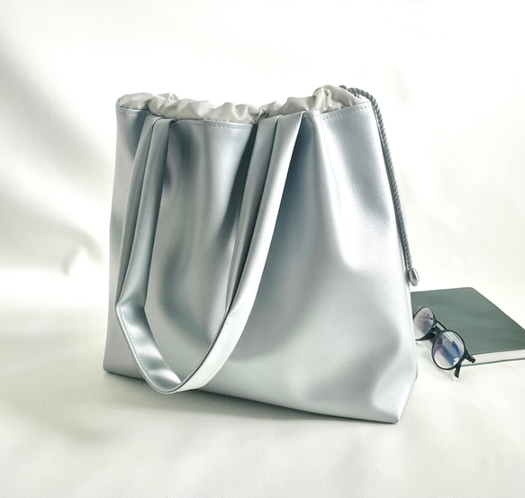 シルバーエコレザー　トートバッグ　L 5枚目の画像