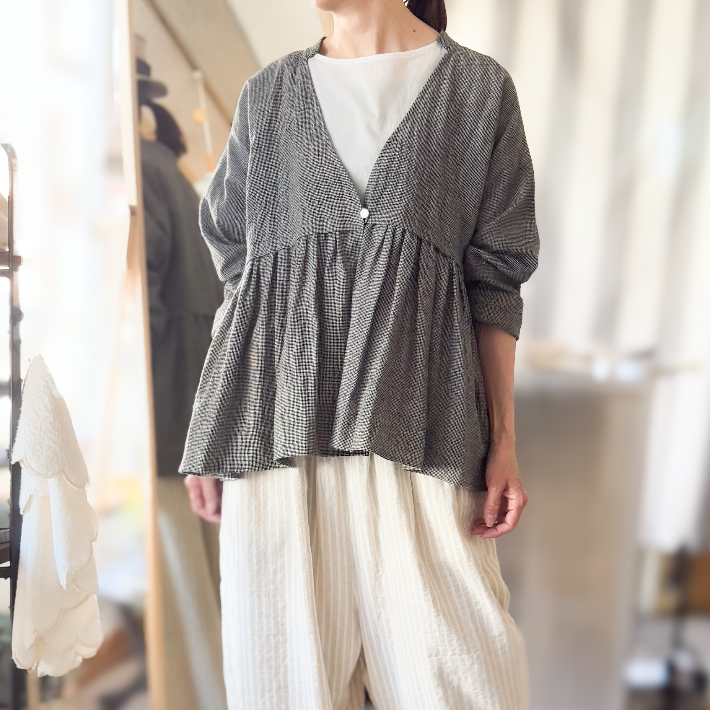 【破格】AKRIS 七部丈カーディガン• ジャケット KOEISTORE ジャケット レディース カーディガン ノーカラー