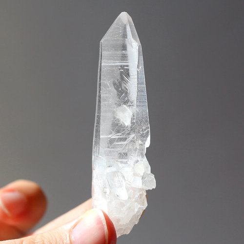 ピンクレムリアンシード クリスタル 水晶 鉱物 原石 希少 カブラル鉱山 貫入ピンクレムリアンシード クリスタル 水晶 鉱物 原石 希少
