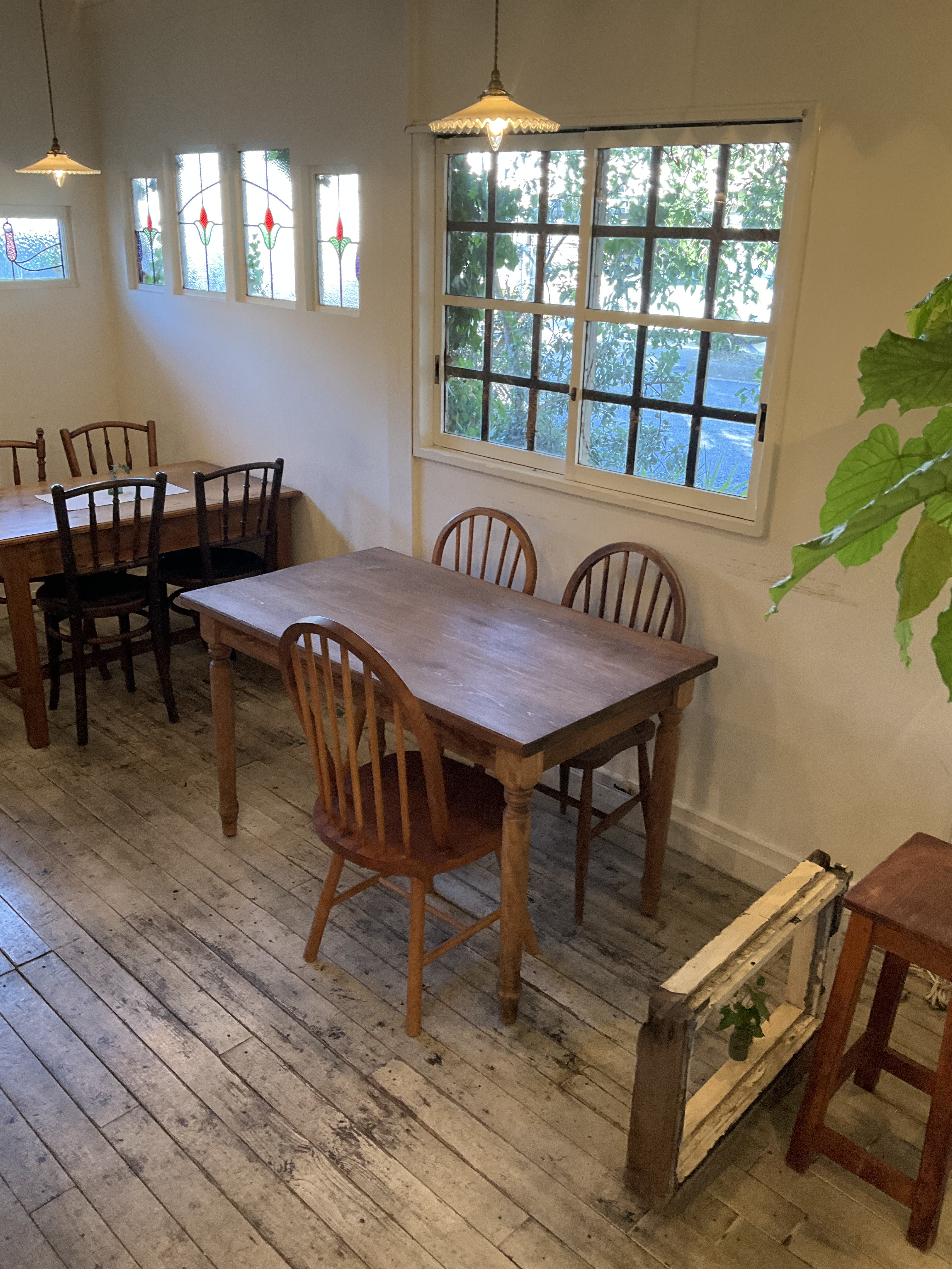 ヒノキW1400奥行800 シャビー調　レトロ　ろくろ足　カウンターテーブル ダイニングテーブル・木足　テーブル 79,800円