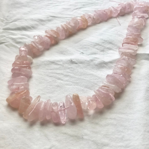 490 桃の花が満開です AAAモルガナイト 8〜10石 ピンク色のアクア