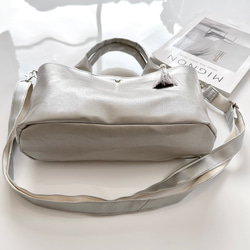 ＼大人気／軽くて撥水エコレザーと帆布の2wayオーバルトートバッグ【シルバー】梅雨対策2025 10枚目の画像