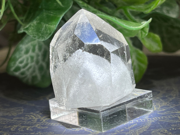 ファントム レインボー クリスタル ガーデンクォーツ 水晶 ポイント 