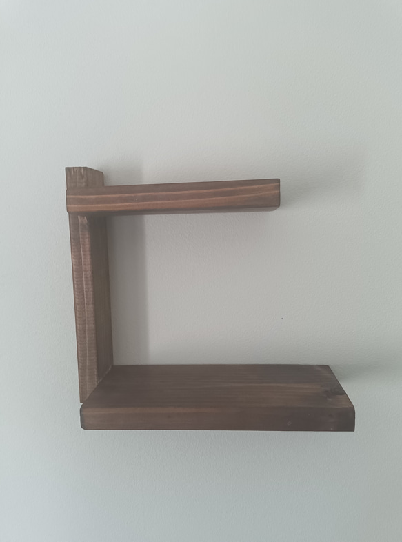 壁掛け飾り棚 1枚目の画像