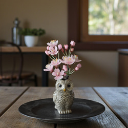 フクロウの陶器　作家物　花器　花瓶 ブルー　グラデーション 花台 陶器 室内 屋外 玄関 ふくろう 置物 インテリア オブジェ