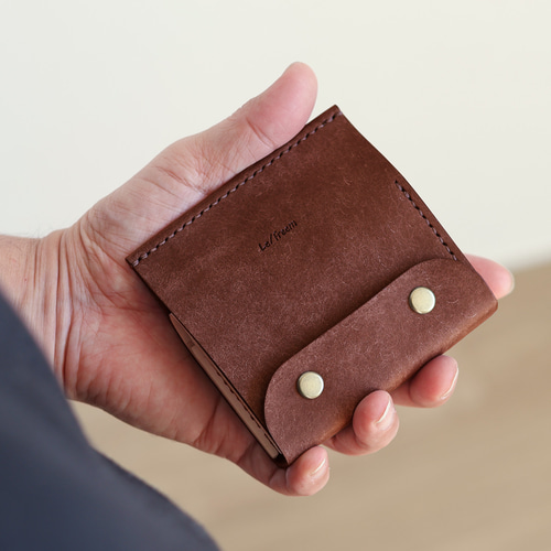 紙袋の形をモチーフにした 可愛い二つ折り財布 LF-016 マルゴー×ヌメ革