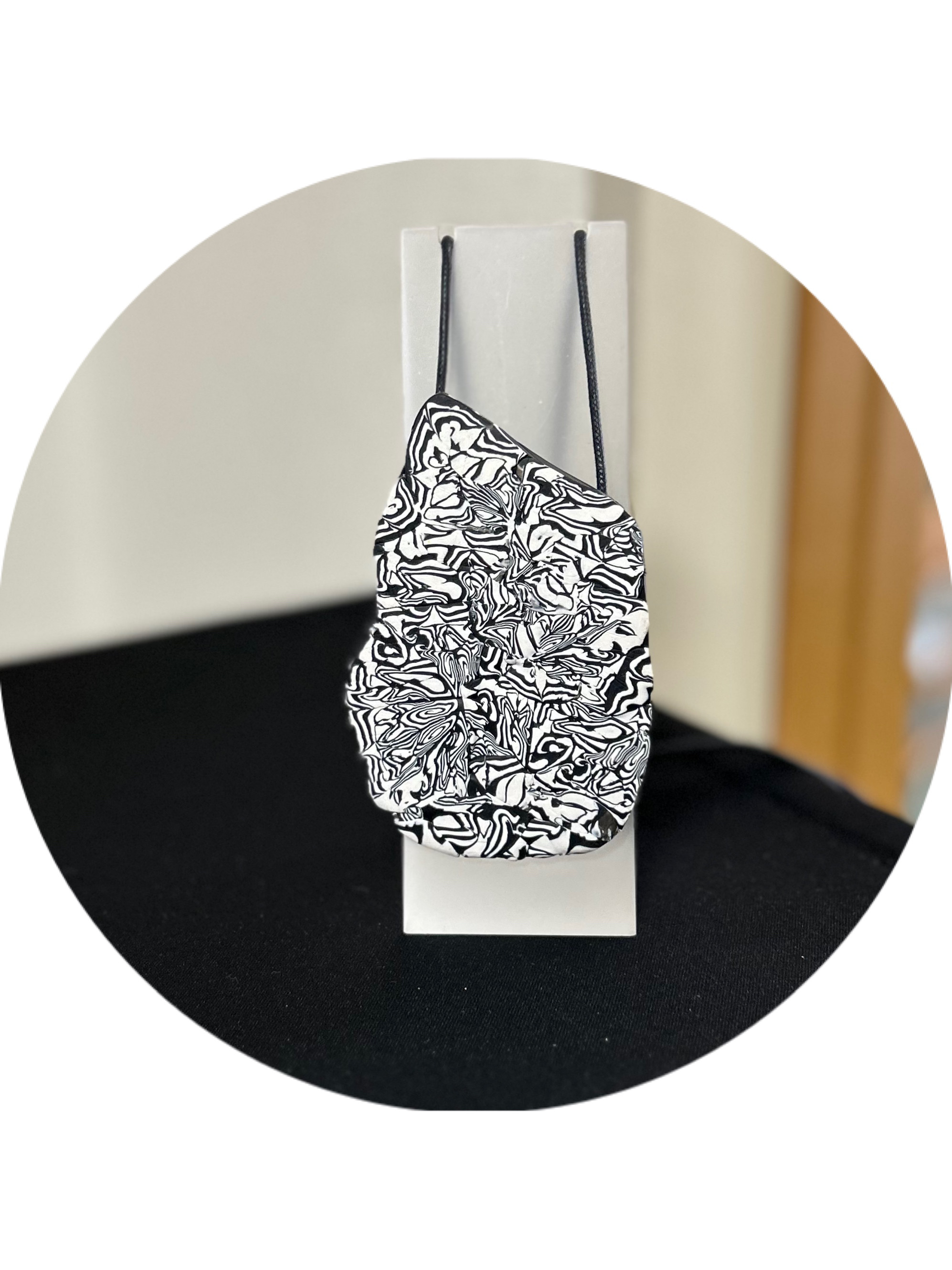 ポリマークレイ　ペンダント