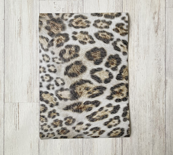 牛革ヒョウ柄プリント・A4カット2枚セット・本革 2枚目の画像
