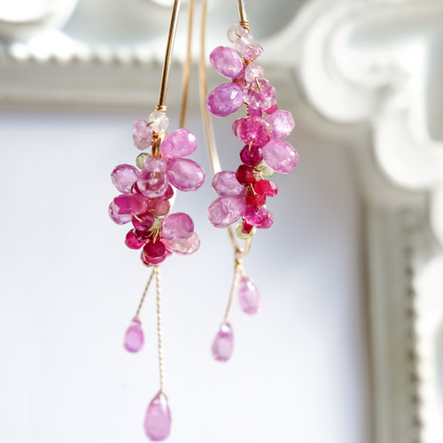 桜/サファイア＆ルビー贅沢アシンメトリーピアス 結婚式・パーティーに 