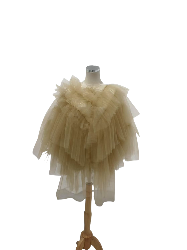 人気上昇！トップス  アイボリー   ソフトチュール 花嫁/ウェディングドレ 前撮り