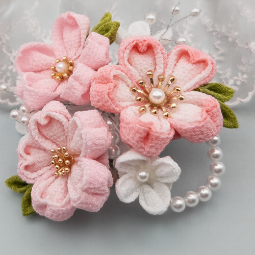 ꫛꫀꪝ硝子の髪飾り★ポンポネグラス★ヘアゴム「想像の花」sakuramochi ꫛꫀꪝ硝子の髪飾り☆ポンポネグラス☆ヘアゴム「想像の花