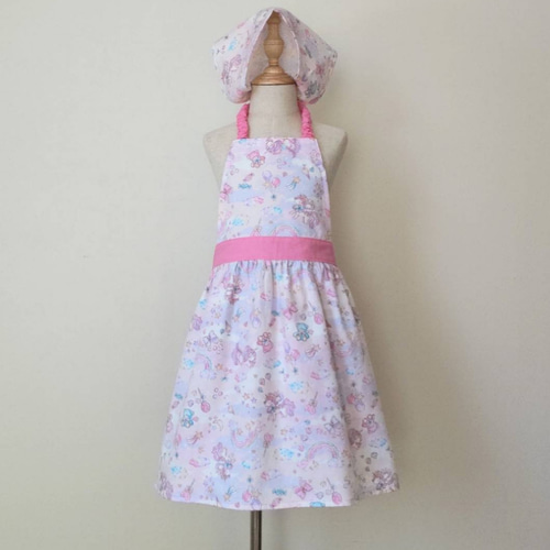 ♡ユニコーン風エプロンドレス♡ 子供用エプロン☆三角巾セット☆ドレスみたいな☆カラフルユニコーン