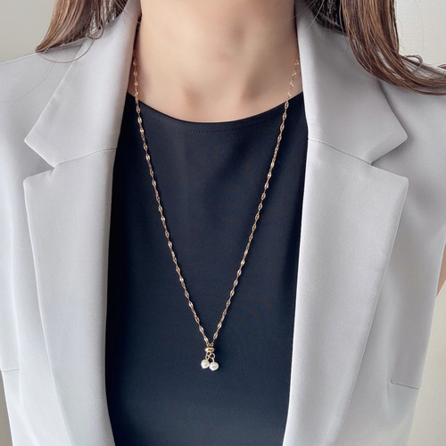 すっぽり被るだけ】 淡水パールのロングネックレス / サージカル