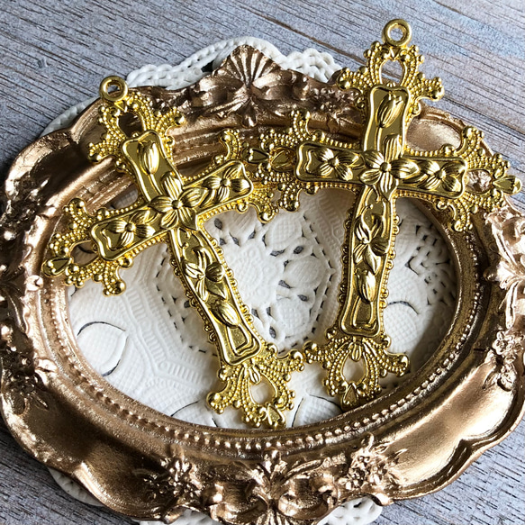 ヴィンテージ風 アンティーク風 十字架 クロス 花柄 大きい チャーム