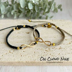 【ペア】刺繍糸で制作したオリジナルアンクレット♡選べるイニシャル インフィニティ 2連アンクレット・インフィニティ×選べるイニシャル 刺繍糸