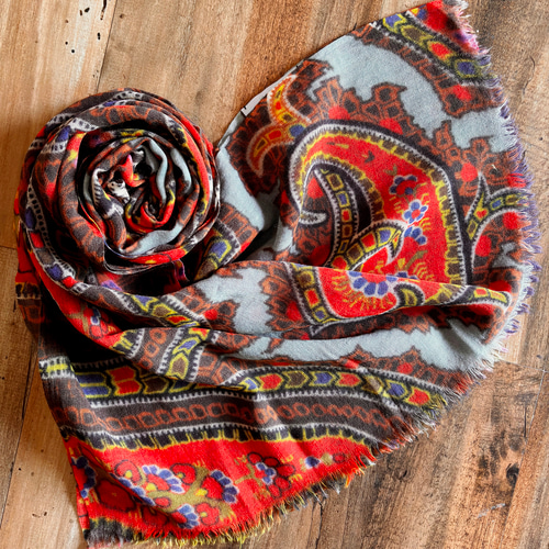 ペイズリー柄ストール 美品ETRO ペイズリー柄 シルクストール 箱付き