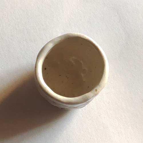 おちょこ（美濃焼ぐい呑み） 手になじむ鉄絵志野ぐいのみ 日本酒