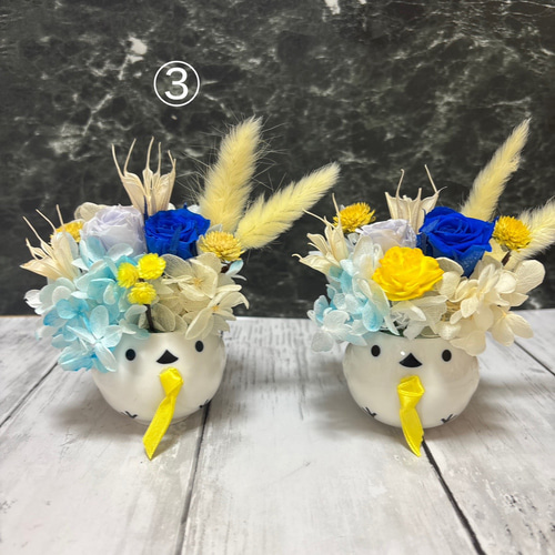 プリザーブドフラワーリース♡白いアジサイの中のシマエナガ プリザーブドフラワーリース♡白いアジサイの中のシマエナガ Xで話題