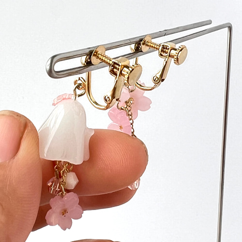 山桜素材の帽子・小物掛け　アクセサリー掛け Amazon.co.jp: カードキャプターさくら 木之本 桜 缶バッジ 4枚 非公式