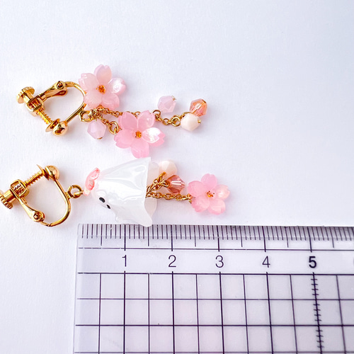 春のおばけと桜散歩のイヤリング/ピアス 春 桜 桜2025 春限定2025