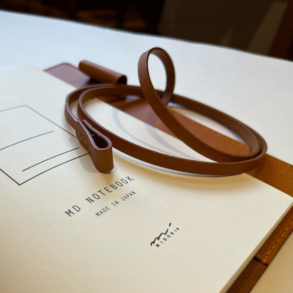艾曼紐 A5筆記本皮革書衣 /手帳  新色登場 焦糖棕/可可色 第7張的照片