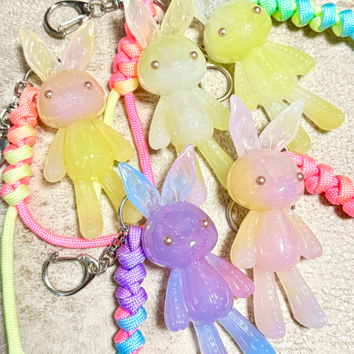 ♡バレンタイン♡うさぎ　レジンキーホルダー他　計6点 ♡バレンタイン♡うさぎ レジンキーホルダー他 計6点