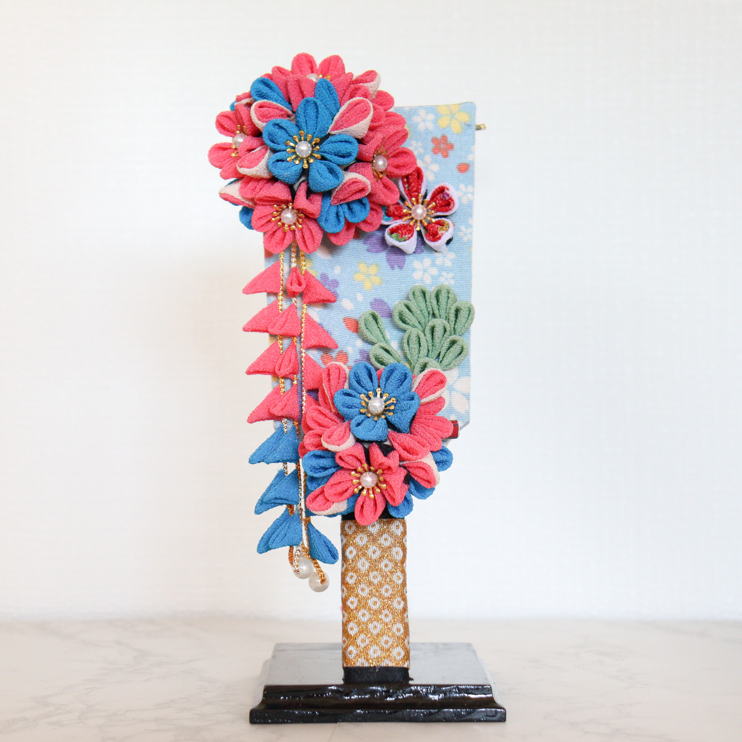 つまみ細工　羽子板　桃の節句　初節句　取り外し可　髪飾り　専用台付　S230