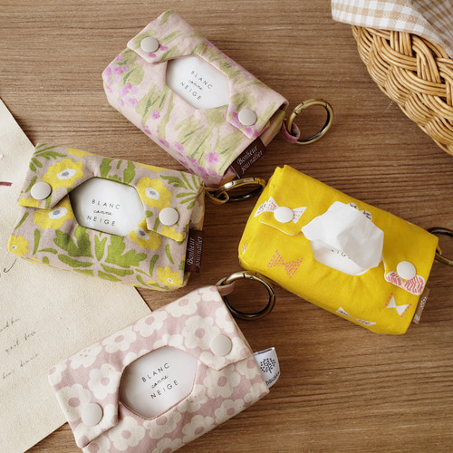 再販》 3つ持ち運べる ポケットティッシュケース 北欧 花柄 春色 吊り