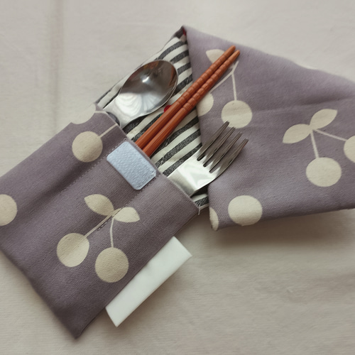 Hek。カトラリーケースハンドメイド グレー/さくらんぼ/デコレクションズ/女の子/カトラリーケース /布/縦3