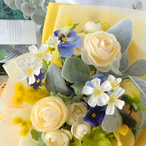 アーティフィシャルフラワーの花束、記念日、卒業式、送別会、発表会