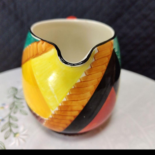 約100年前！スージークーパー、アールデコ「ピラミッド」ウォーター