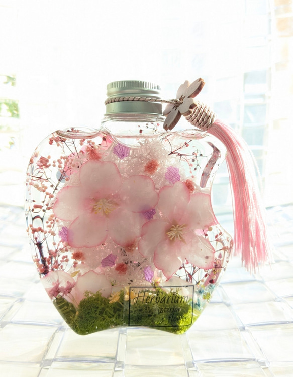 桃と桜のハーバリウム ギフトにも リバーシブル ギフト 入学祝 卒業祝 ホワイトデー 1枚目の画像