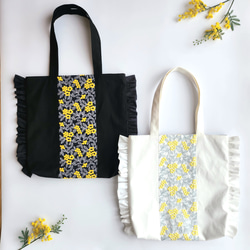撥水帆布×ぷくまる刺繍のフリルトートバッグ│ミモザ　A4が入る　通勤通学　肩掛け　マザーズバッグ【ブラック】 16枚目の画像