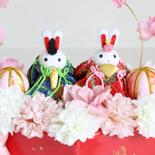 一点物】春の彩りを奏でる 〜うさぎのお雛様アレンジメント〜 うさぎ