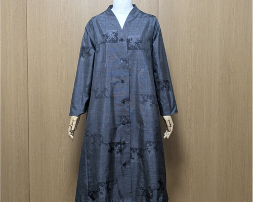 着物リメイク　ワンピースコート　ベージュ系1１号　丈110cm 着物リメイク】バンドカラーのコートワンピース/ギャザー/縞木綿