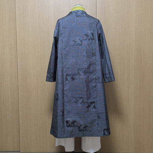 着物リメイク　ワンピースコート　ベージュ系1１号　丈110cm お値下げ中 着物リメイク コートワンピース 大島紬 M〜L ワンピース