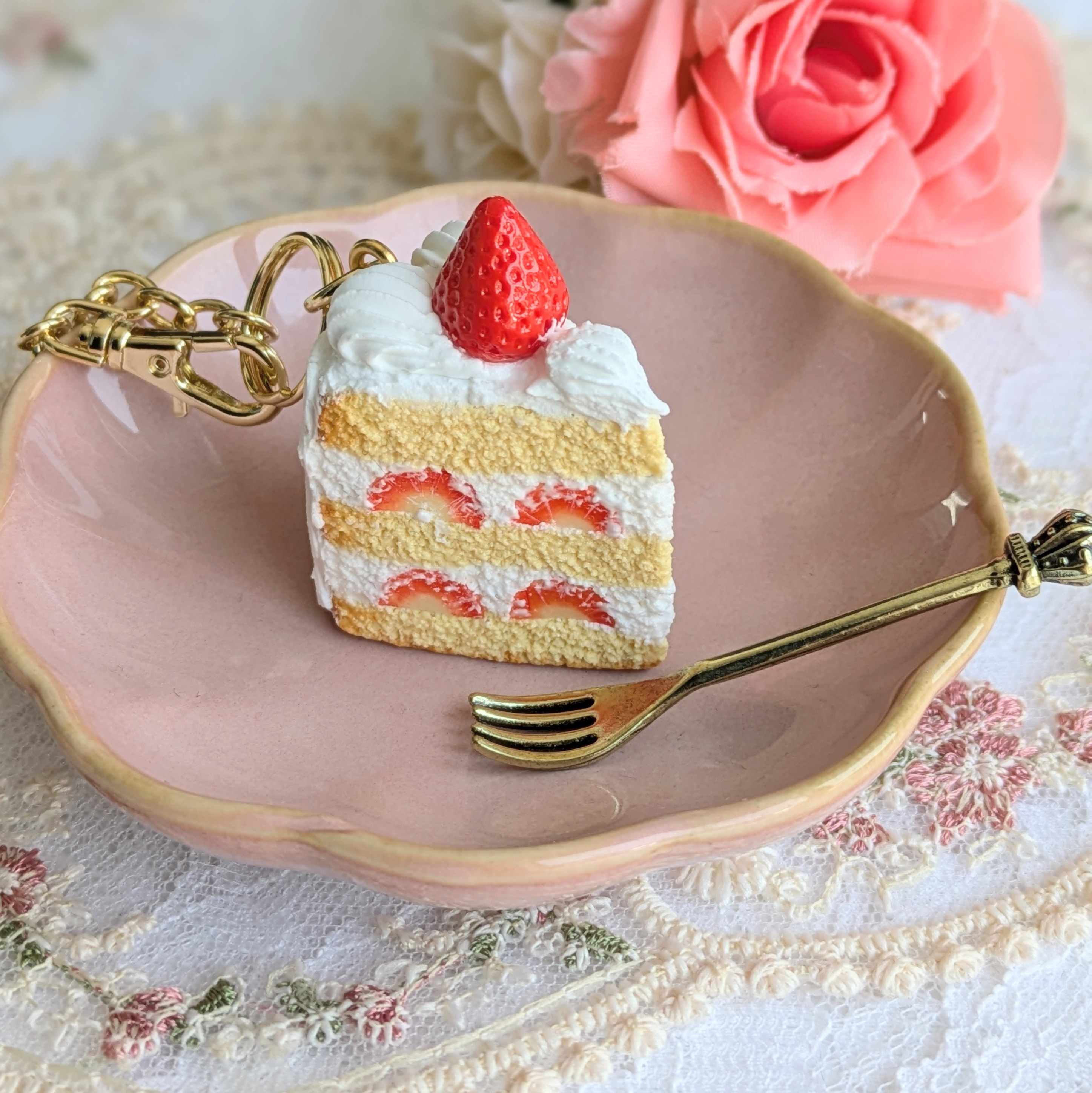 贅沢ショートケーキのバッグチャーム フェイクスイーツ