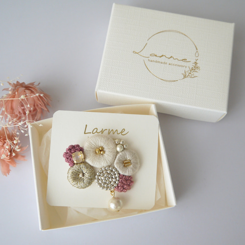 marumaru 刺繍ブローチ フォーマルお出掛け・おめかしに♡ ブローチ