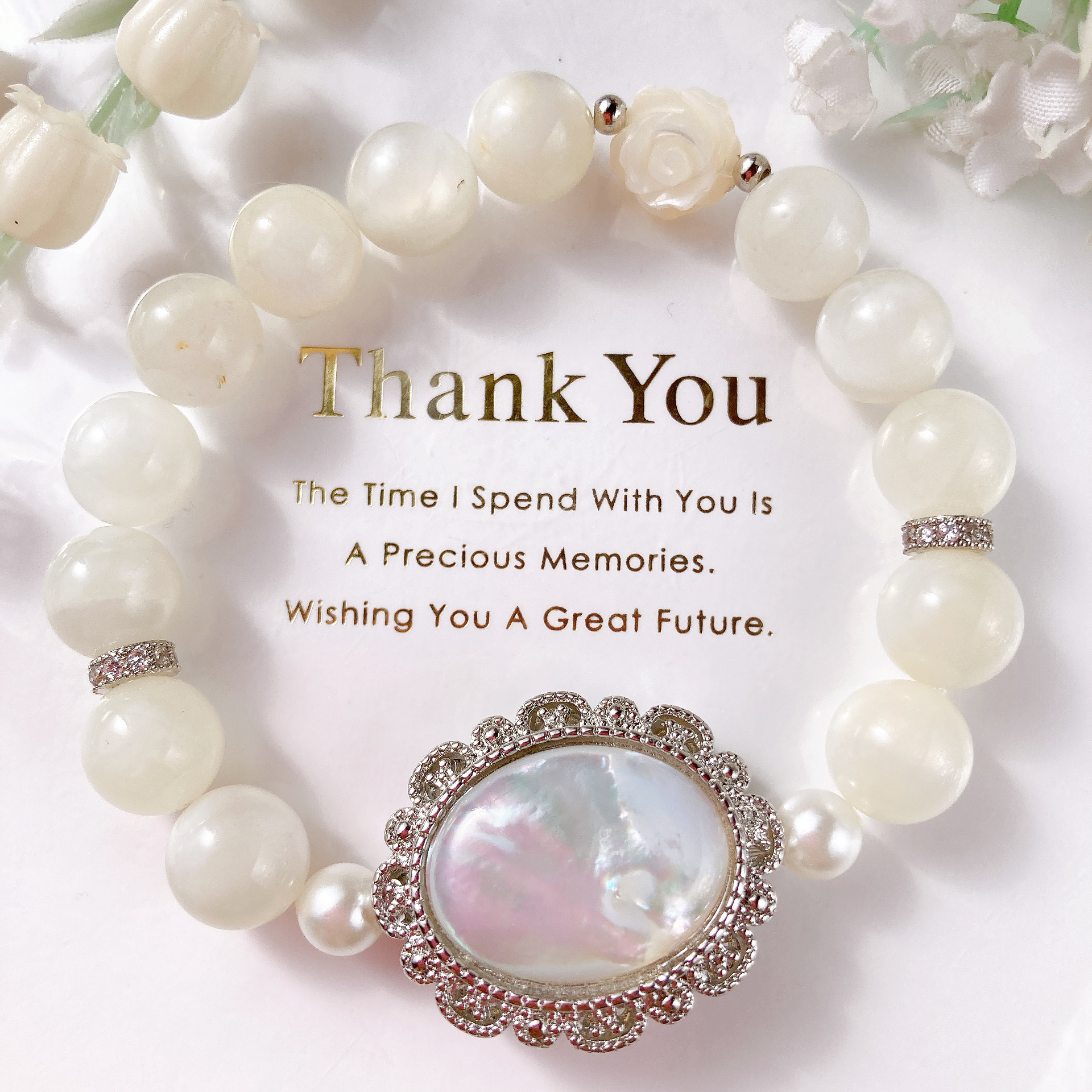 大粒シェルパーツムーンストーン薔薇ちゃん天然石ブレスレット